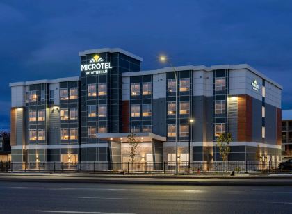 Microtel Inn & Suites by Wyndham Kelowna