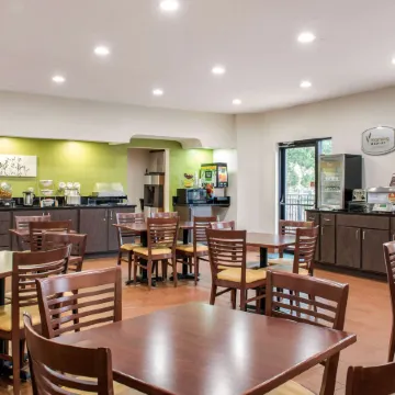 Sleep Inn & Suites