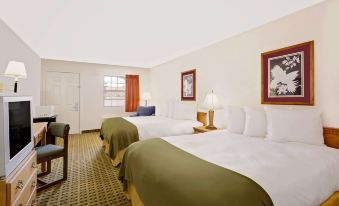 Silver Queen Inn