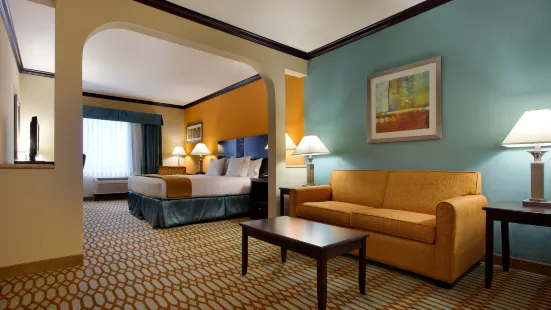 Holiday Inn Express & Suites Corpus Christi-Portland