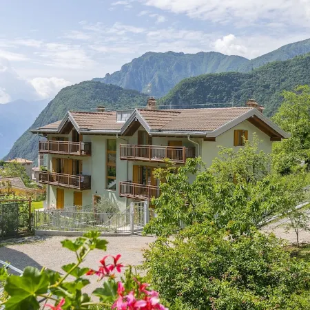 Casa Tra Borgo e Lago - Happy Rentals