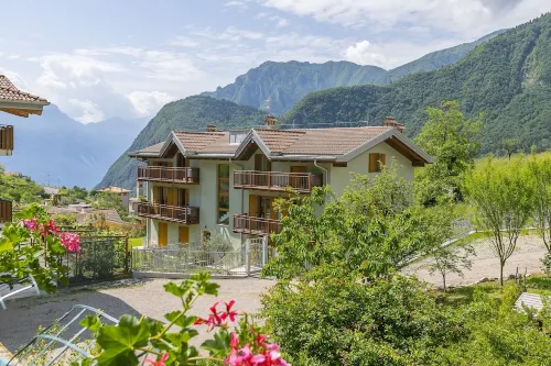 Casa Tra Borgo e Lago - Happy Rentals