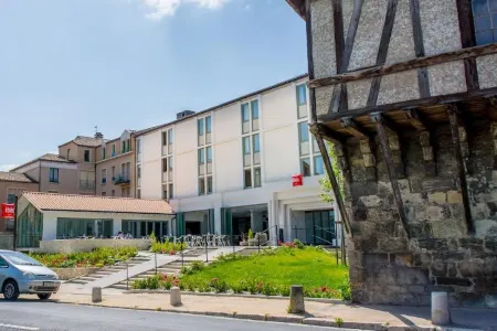 Ibis Périgueux Centre Отели в г. Марсак-Сюр-Л'Иль