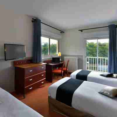 Logis Hôtel le Moulin Neuf Rooms