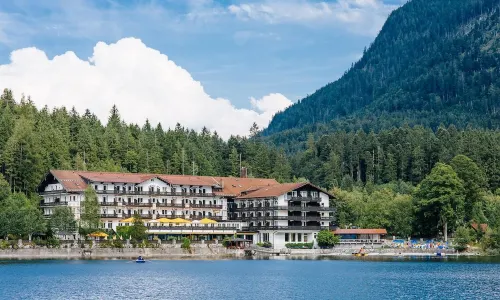 Eibsee Hotel