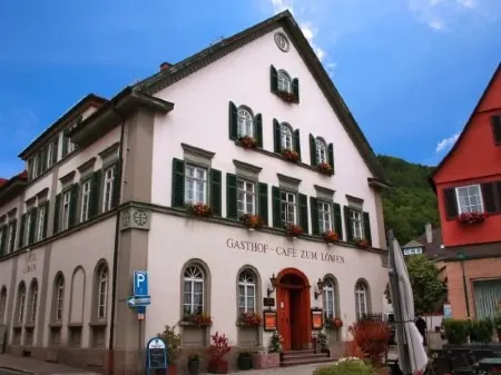 LOEWEN Отели рядом с достопримечательностью «Блаутопф»