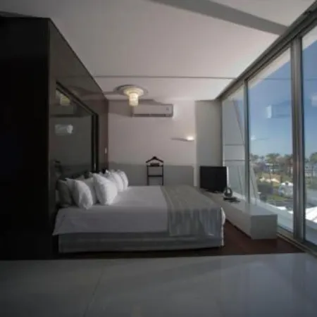 Veer Luxury Boutique Hotel & Beach Club