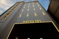 Hotel 701
