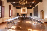 Domaine du Gouverneur, Hôtel, Restaurant & Golf Hotels in Monthieux