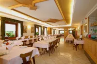 Casa Santa Maria Hotels in Chiesa