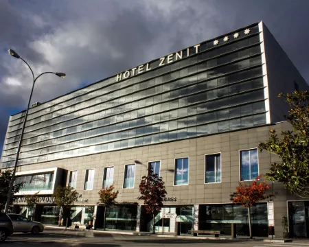 Hotel Zenit Pamplona Hoteles en Galar
