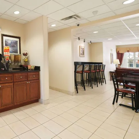 Microtel Inn & Suites by Wyndham Ann Arbor
