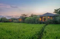 Water Garden Sigiriya - 30 Chic Designed Private Villas Overlooking Sigiriya