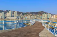 Busan Goejeong Clover - Motels