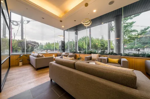 Crown Hotel Changwon Hotels in Changwon