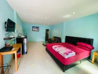 Baan Sri Family Hotels in Kabin Buri
