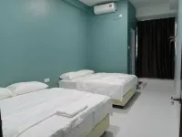Qeyjan Hotel Hôtels à : Semerak