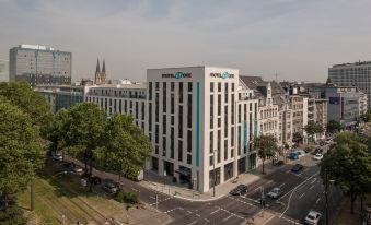 Motel One Dusseldorf Hauptbahnhof