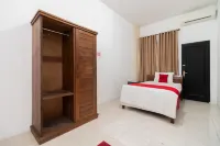 RedDoorz Syariah at Jalan Andalas Padang Hôtels à : Padang