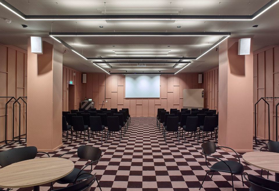 2. 스칸딕 파크..