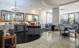 Faro Hotel Taubaté - Housity