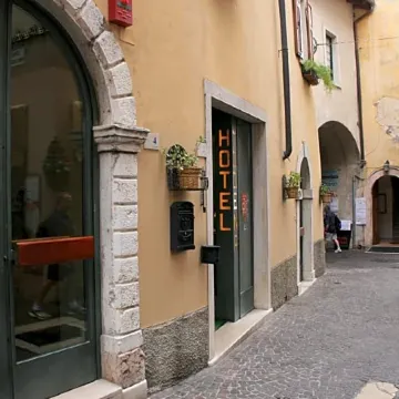 Hotel Modena Old Town