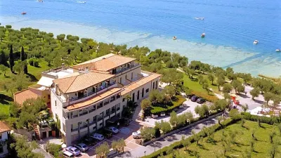 Hotel Ideal فنادق في سيرميون