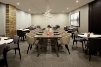 DoubleTree by Hilton Montreal Airport - Breakfast