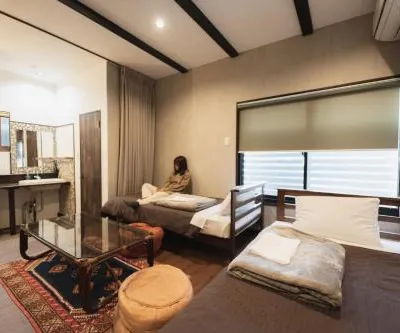 Traditional Apartment Takamatsu Guesthouse Hotel dekat Stasiun Hayashimichi