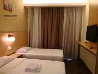 Lipis Plaza Hotel Hotels in Padang Tengku