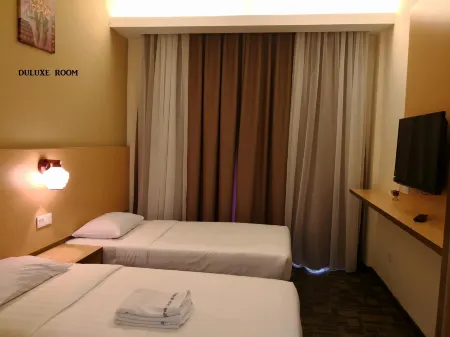 Lipis Plaza Hotel