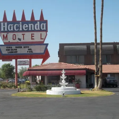 Hacienda Motel
