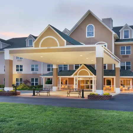 Country Inn & Suites by Radisson, Burlington (Elon), NC
