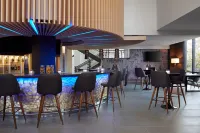 Delta Hotels Sherbrooke Conference Centre - bar