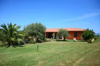 CuccuruAio' B&B Hôtels à proximité de : Asilo Suore Oblate del Sacro Cuore