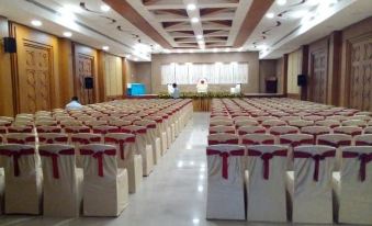 Hotel Sahana Castle - Housity