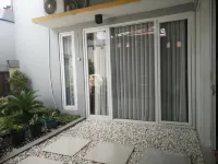 7 Samudra Homestay Syariah Hotels in Pedurungan