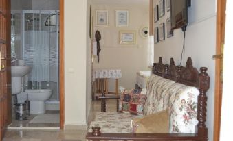 Choo Choo Pension - Housity