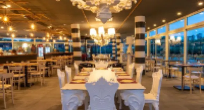 แคมปิ้งวิลเลจ โรมา แคปิตอล