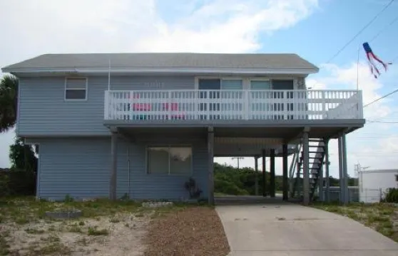 寧靜的兩層住宅，帶Wifi和露台 - 步行可至海灘，歡迎一衹狗