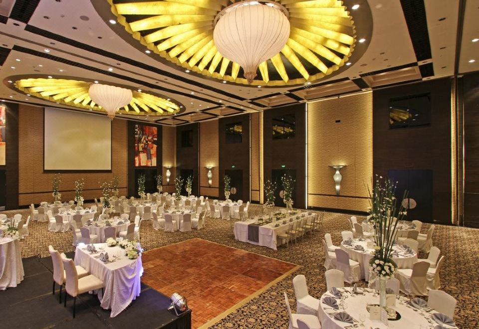 5. 더 벨뷰 마닐라..