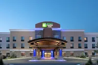 Holiday Inn Express & Suites Glendive Hotels in Glendive