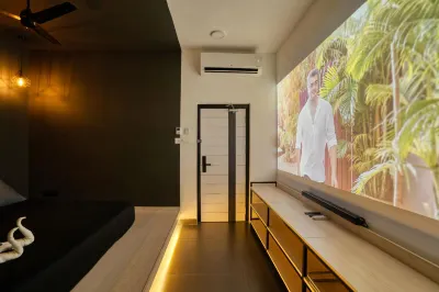 Hotel Cineplex Hotels in Gandhipuram