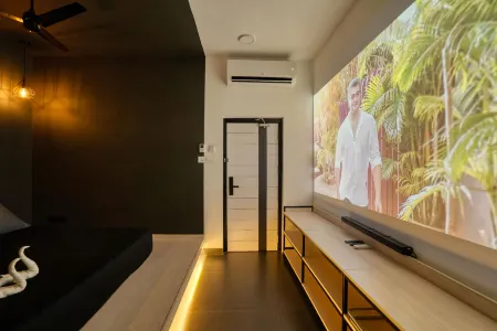 Hotel Cineplex Отели рядом со станцией Coimbatore Jn