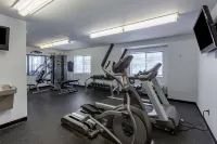 Best Western Plus Woodstock Inn  Suites - Gym