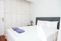 Gorgeous Apt in Faliro with View Hotels near Loukidis, S., & Co. O.E.