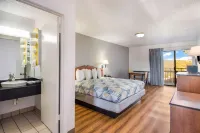 Motel 6 Hot Springs, AR فنادق في Lake Hamilton