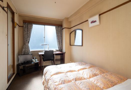 1. 비즈니스 호텔 ..