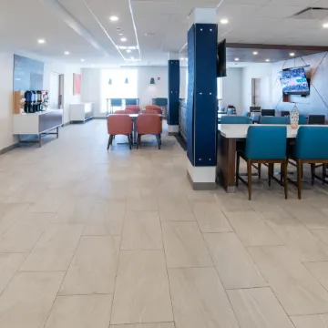 Holiday Inn Express & Suites MOOSE JAW by IHG