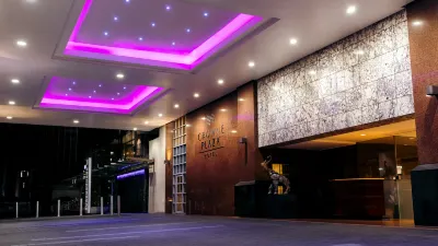Crowne Plaza Auckland Hotels near The University of Auckland